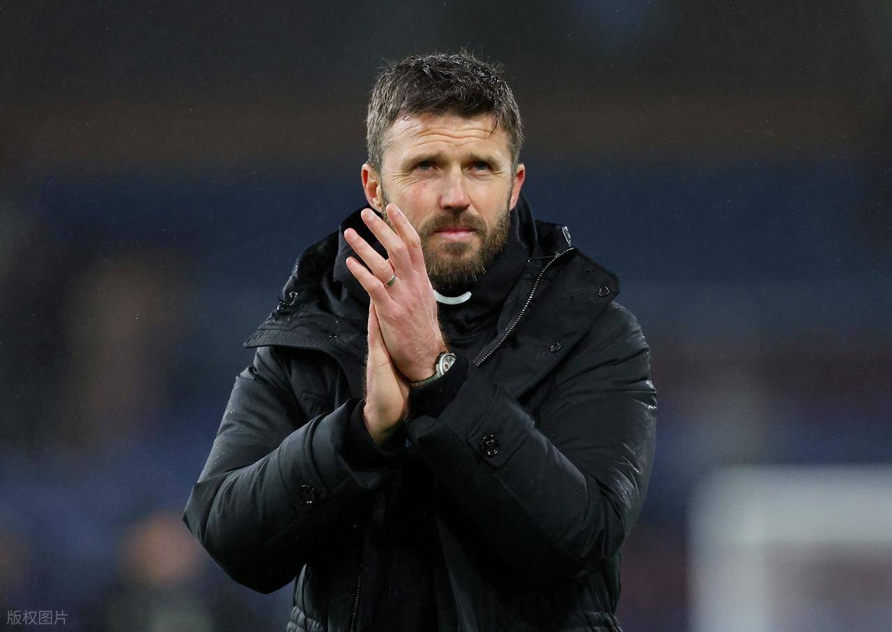 被曼联绝杀后,埃弗顿才发现不对劲,难怪卡里克一直按兵不动